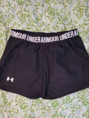 Under Armour Black Women's Athletic Shorts with Branded Waistband